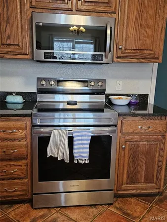 $439,000 | 20381 Heritage Road, St. Robert, MO 65584
