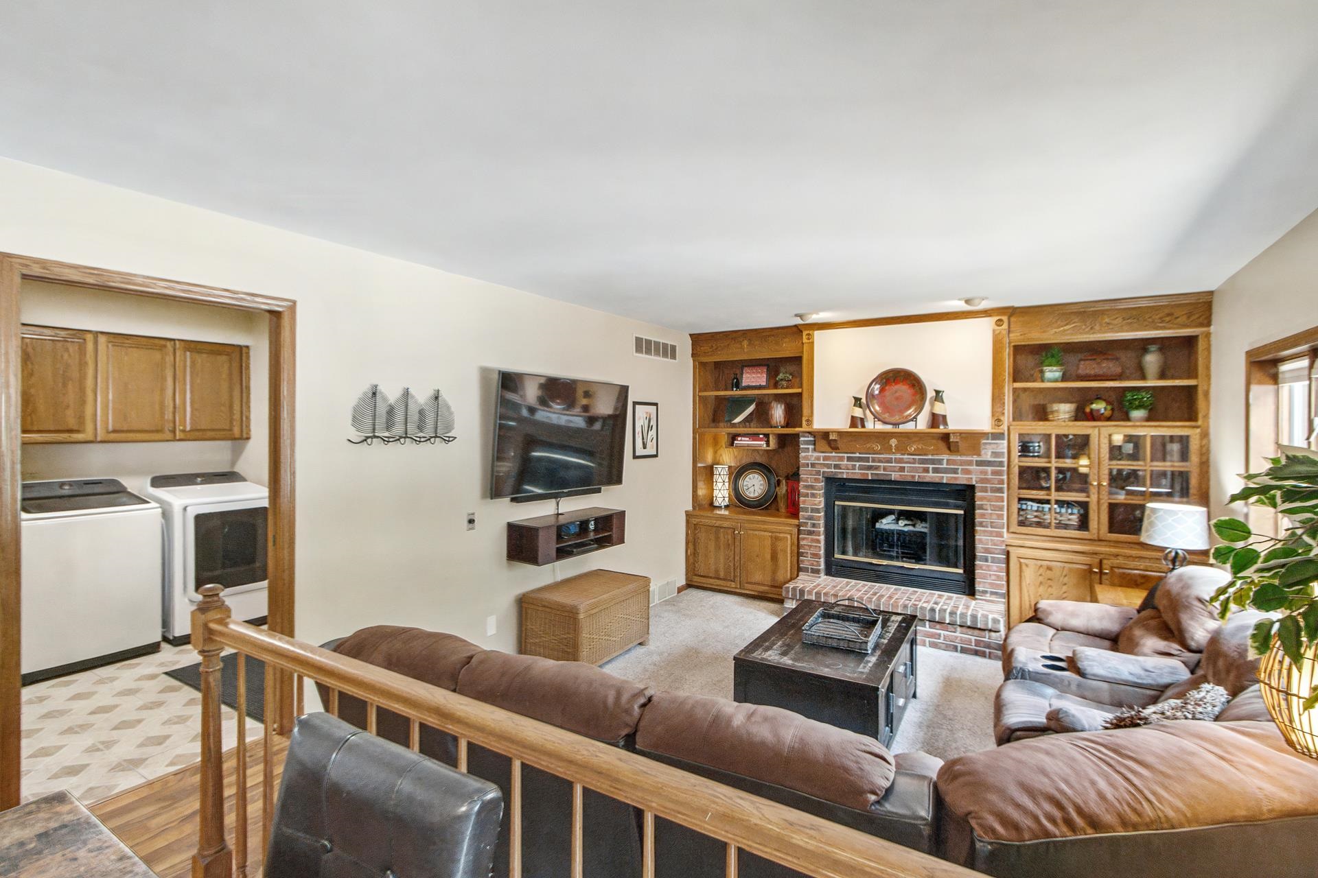 407 Fairbrook Court Waunakee, WI 53597 - Photo 27 of 85