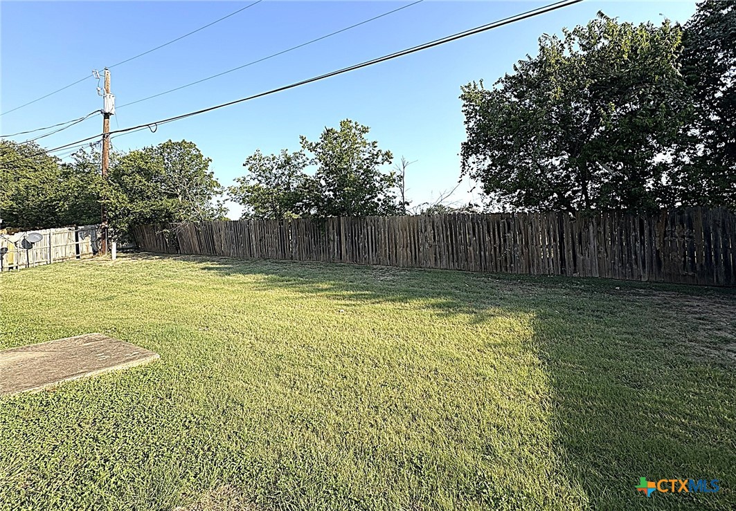 1611 Inca Drive, Unit D Harker Heights, TX 76548 - Photo 9 of 9 a view of a swimming pool
