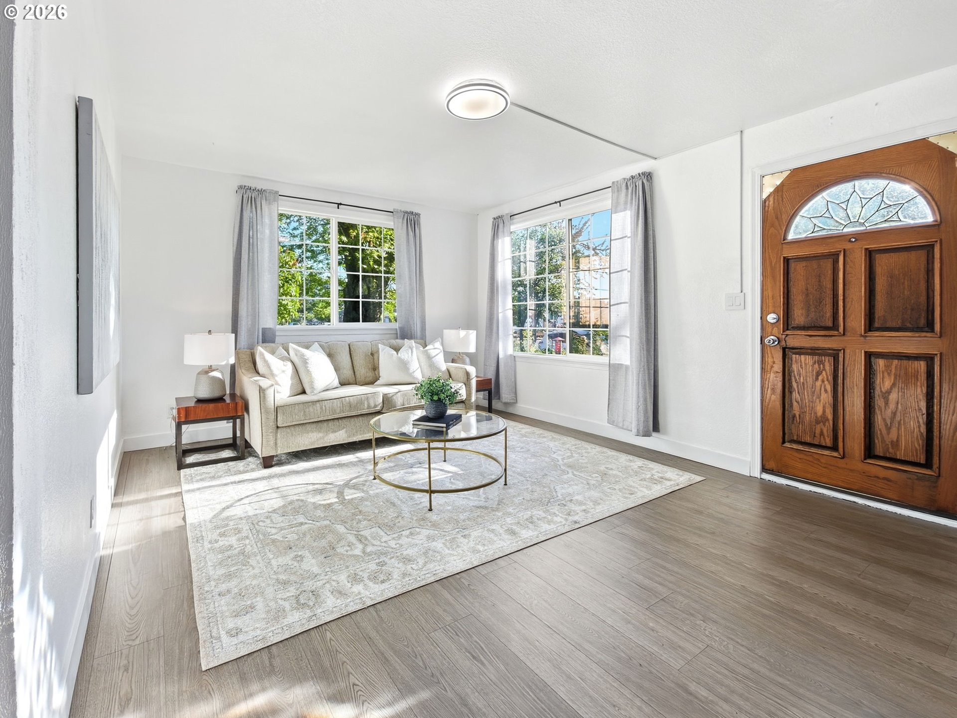 719 18th Street Springfield, OR 97477 - Photo 3 of 23