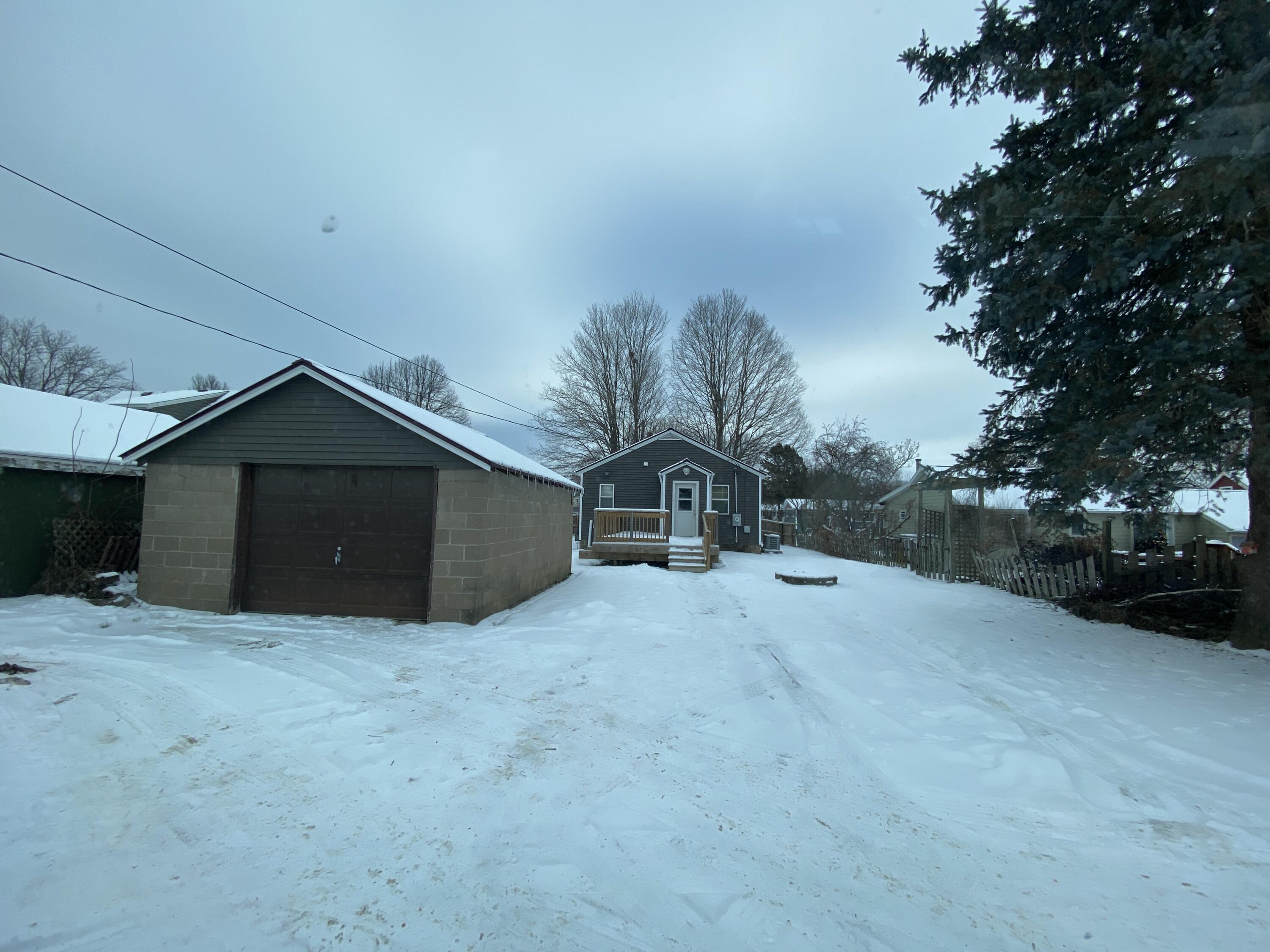 412 Long Coulee Road Holmen, WI 54636 - Photo 33 of 34 Back view off alley