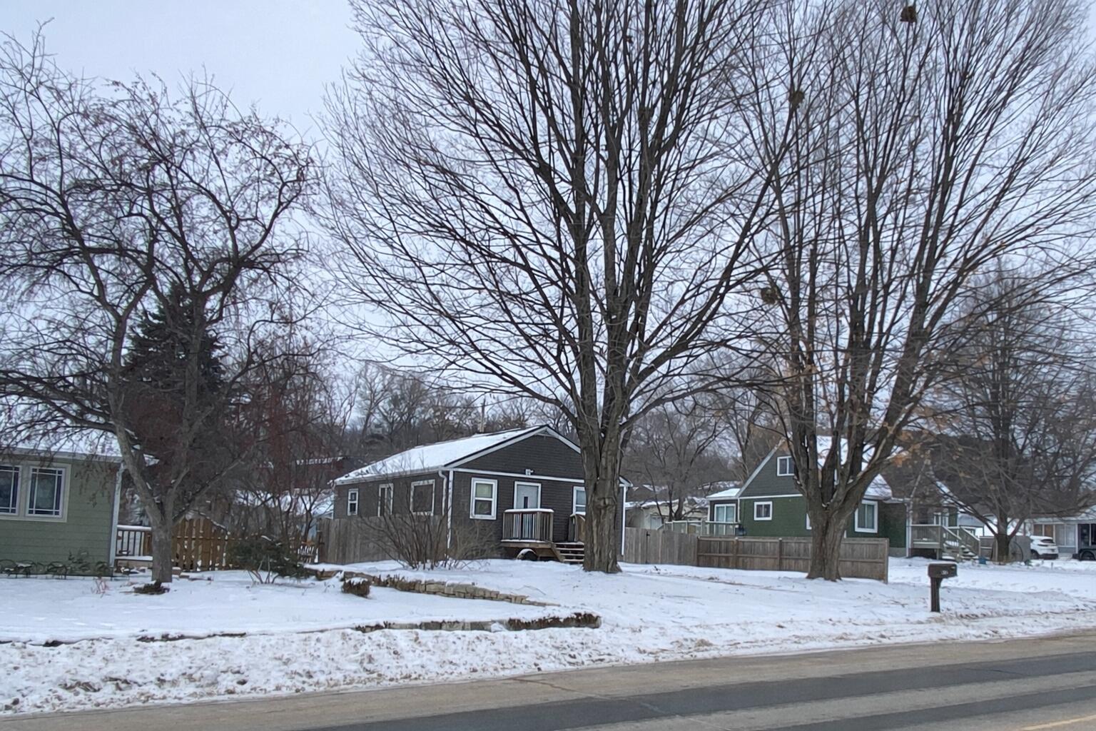 412 Long Coulee Road Holmen, WI 54636 - Photo 4 of 34 Street view