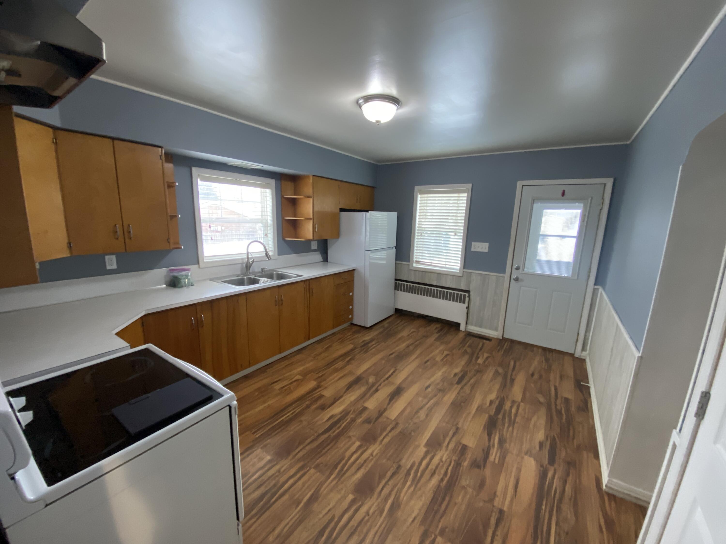 412 Long Coulee Road Holmen, WI 54636 - Photo 8 of 34 Kitchen 3