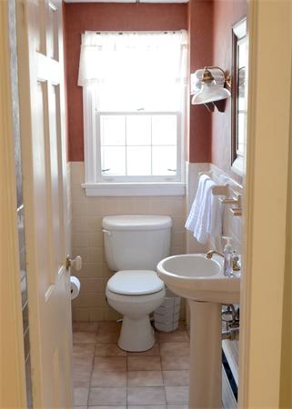 53 Willowdale Road Topsfield, MA 01983 - Photo 8 of 25 Gallery Image 8