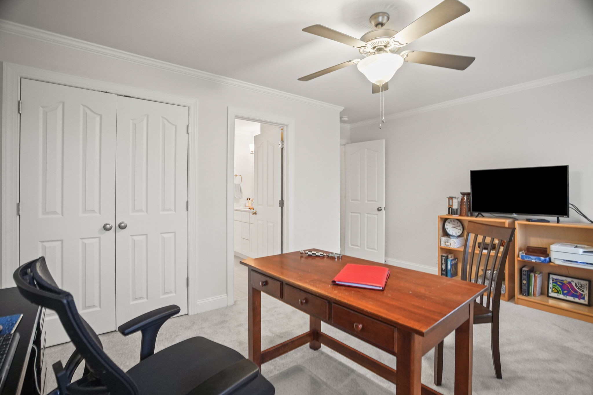 2003 Tammy Drive Springfield, TN 37172 - Photo 32 of 69 a living room with furniture and a flat screen tv