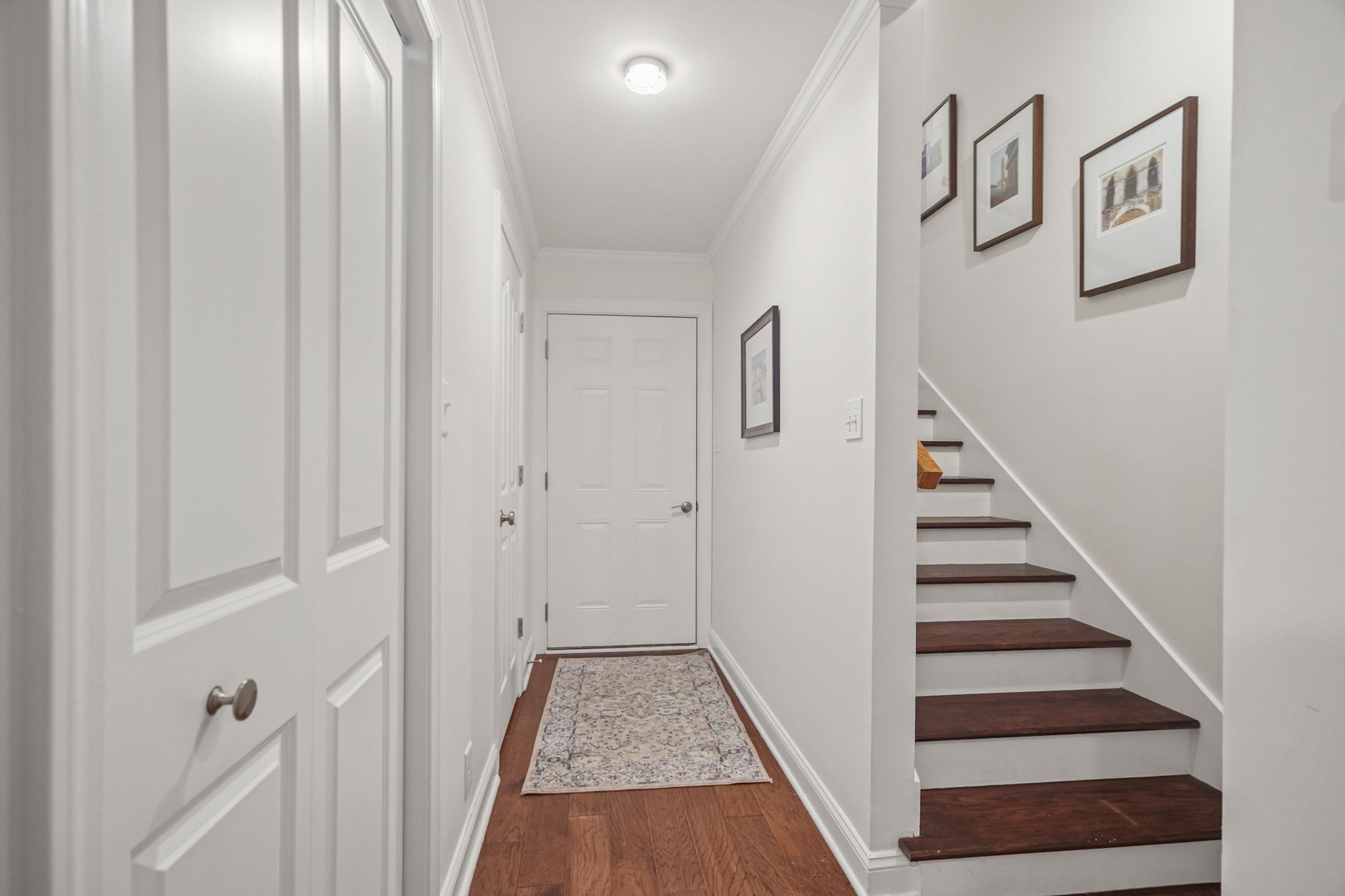 2003 Tammy Drive Springfield, TN 37172 - Photo 52 of 69 a view of a hallway with wooden floor and entryway