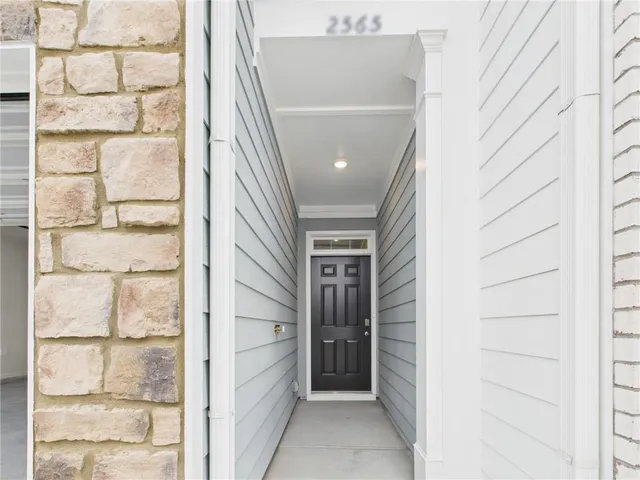 $2,400 | 2565 Poppy Court, Unit 100, Buford, GA 30519