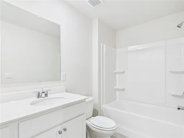 $2,400 | 2565 Poppy Court, Unit 100, Buford, GA 30519