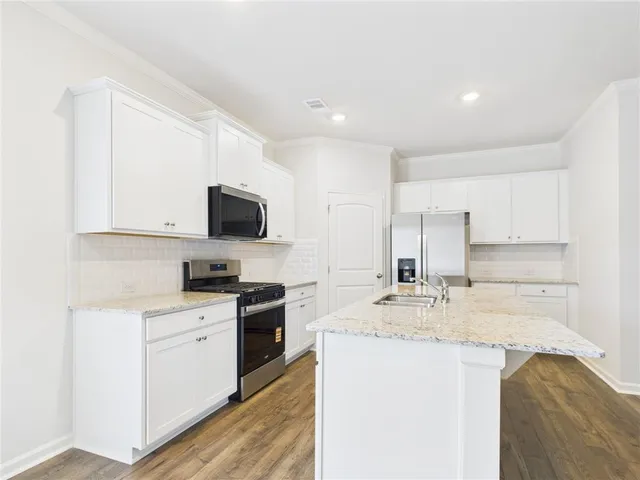 $2,400 | 2565 Poppy Court, Unit 100, Buford, GA 30519