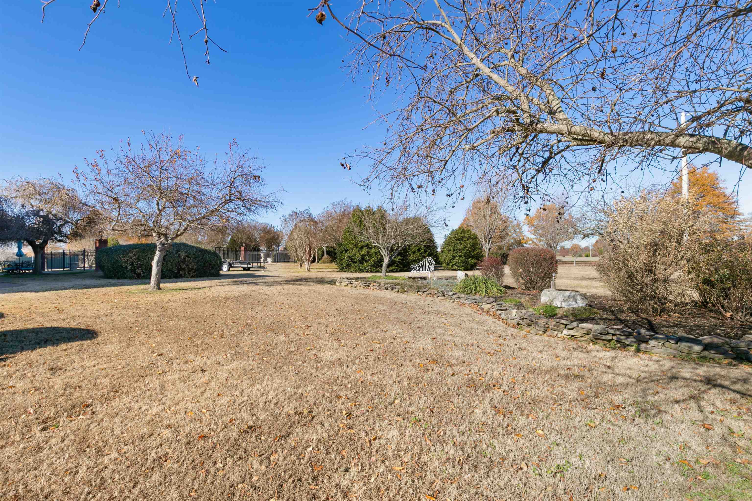 189 Rust Road Bells, TN 38006 - Photo 4 of 33 a view of outdoor space with city view