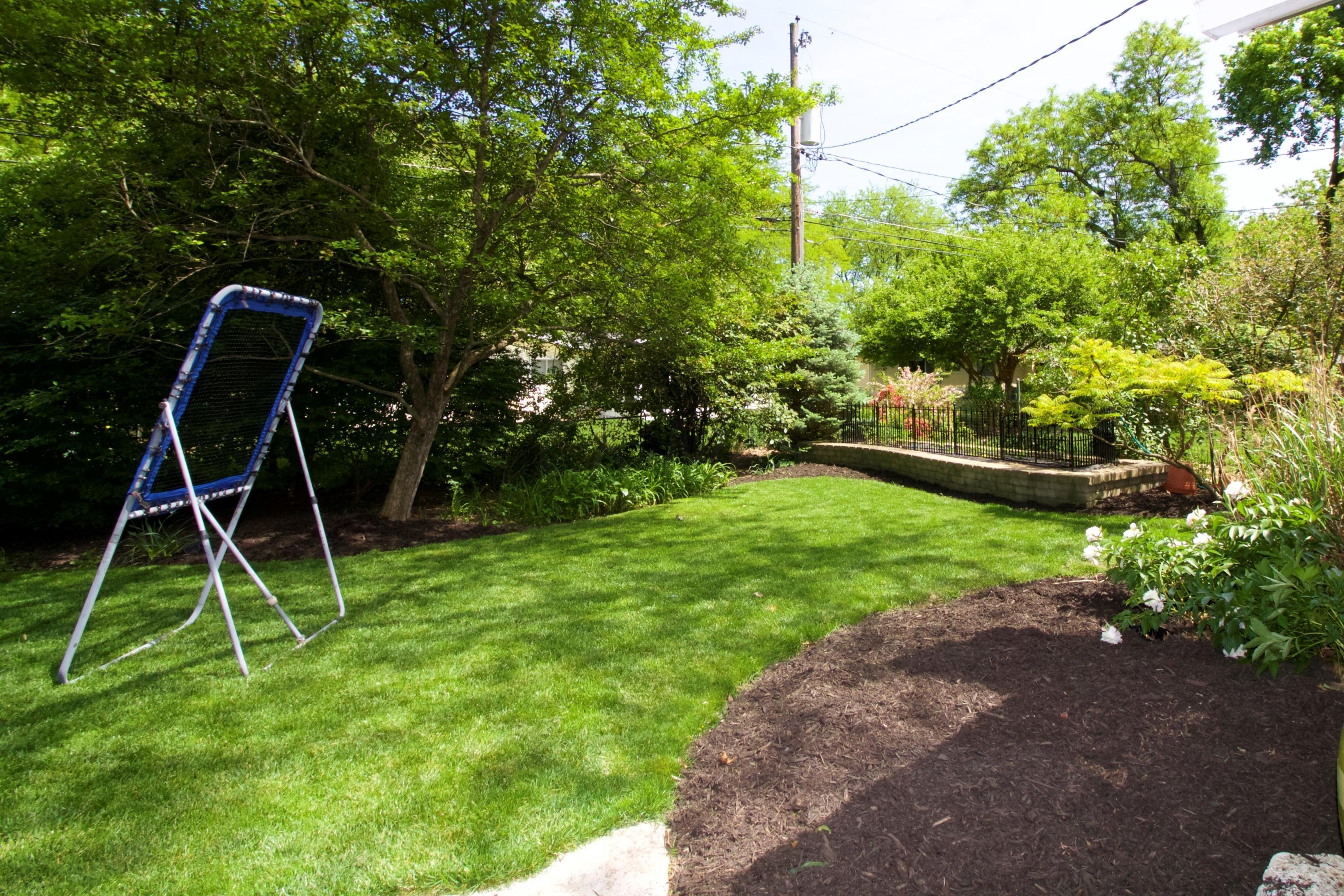 2688 Mt Holyoke Road Columbus, OH 43221 - Photo 17 of 20