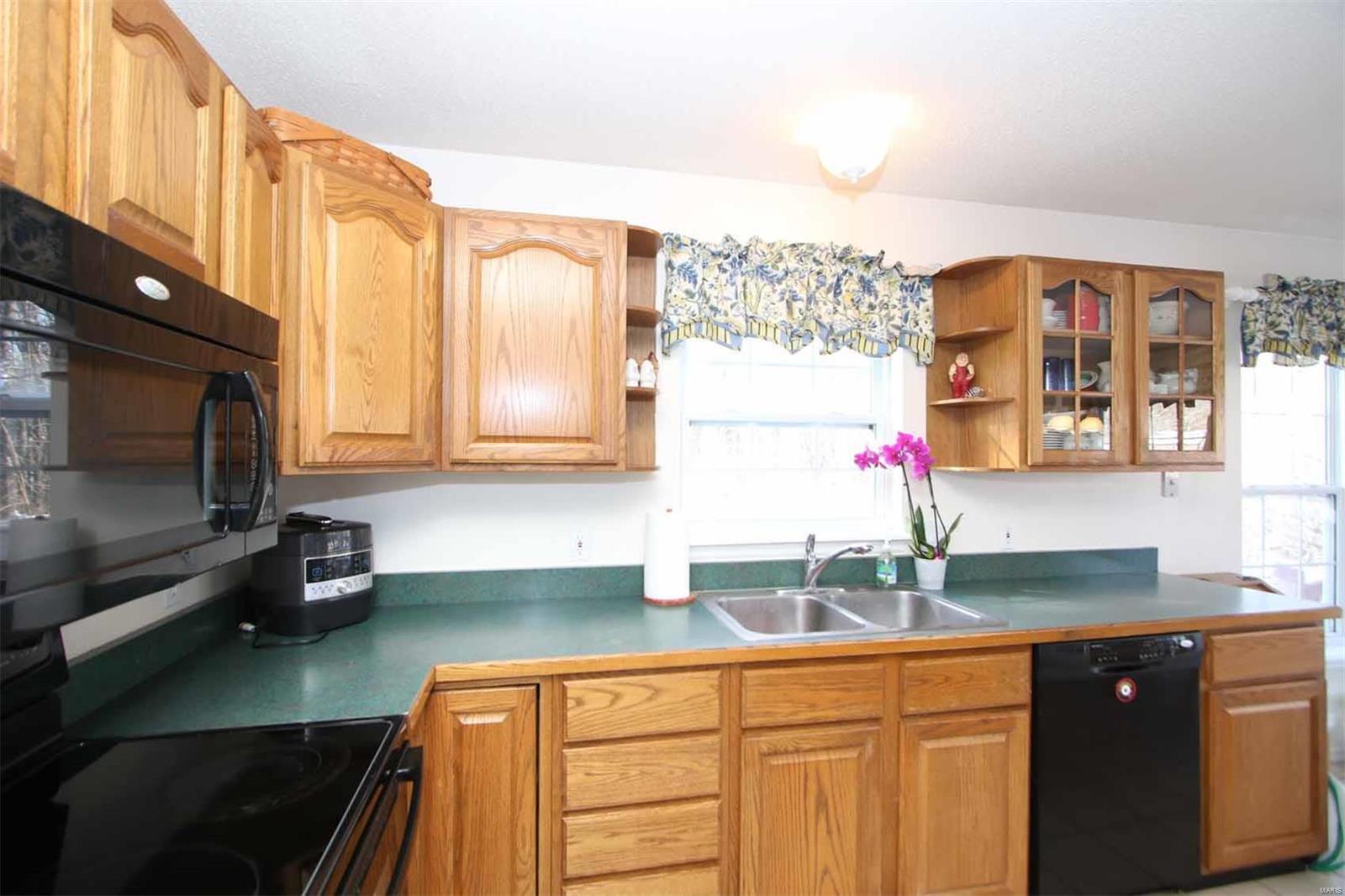 1728 Seminole Lane Godfrey, IL 62035 - Photo 13 of 23