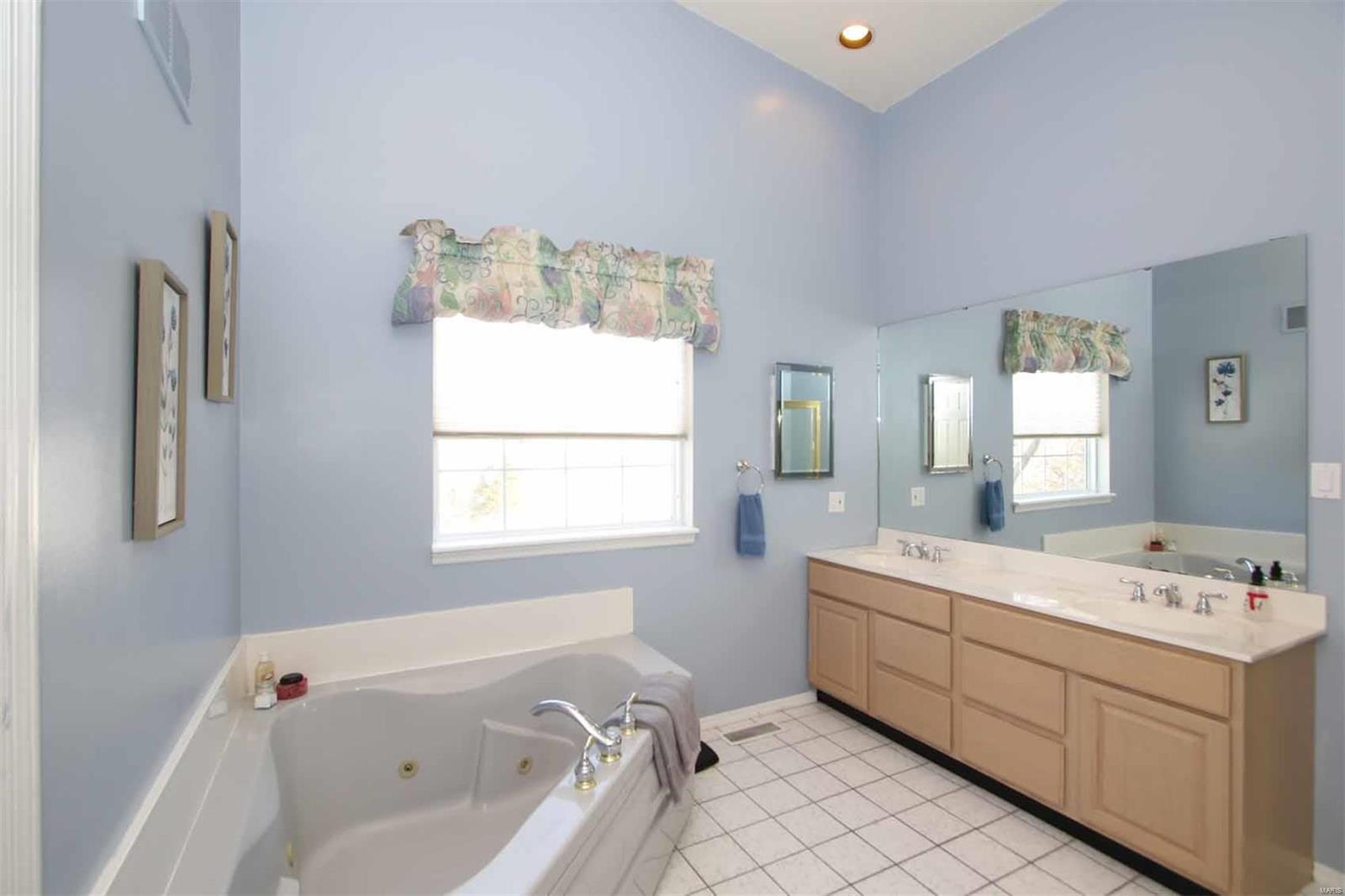 1728 Seminole Lane Godfrey, IL 62035 - Photo 19 of 23