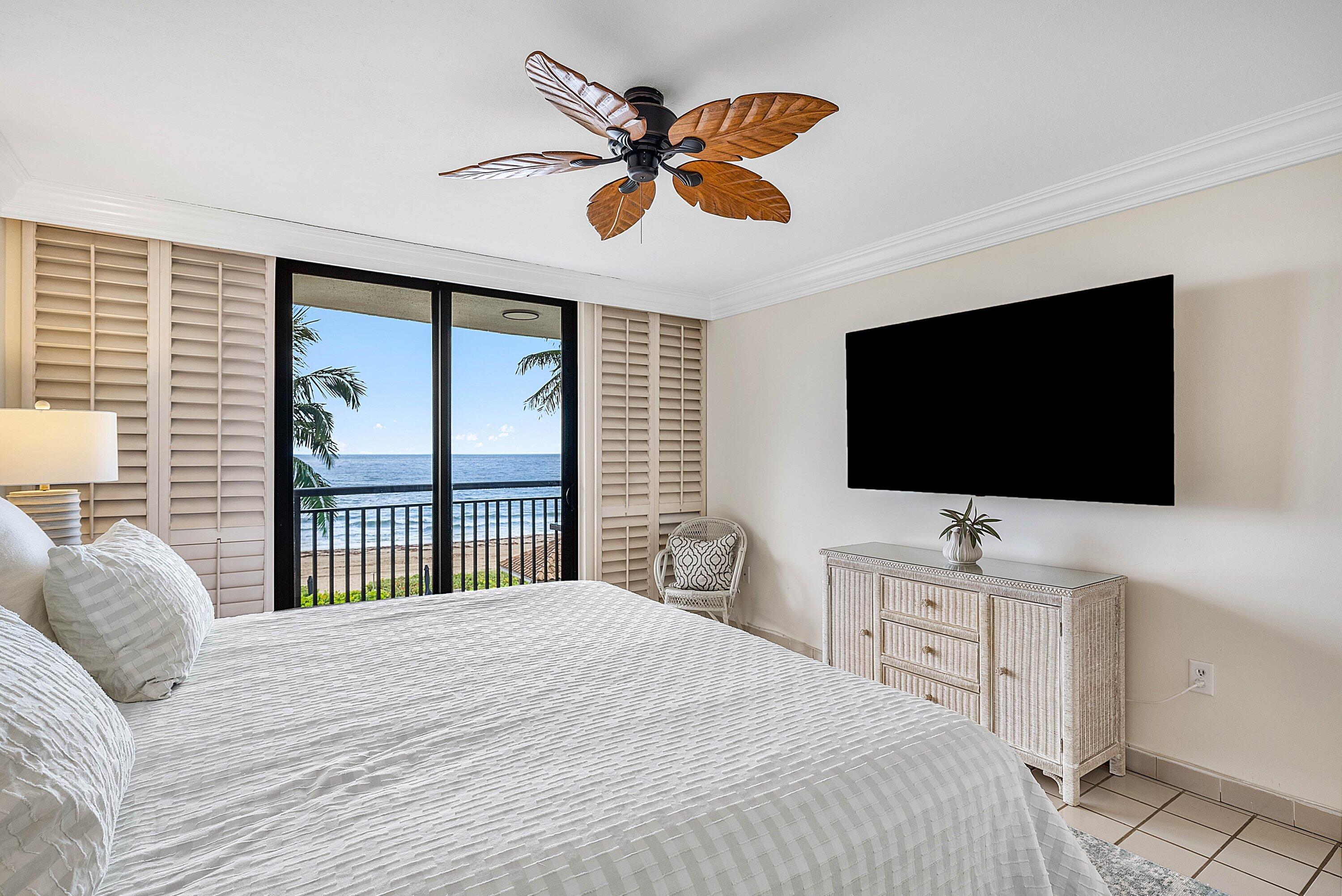 3951 North Ocean Boulevard, Unit 302 Delray Beach, FL 33483 - Photo 20 of 48 024-3951NorthOceanBoulevard-302-DelrayBe