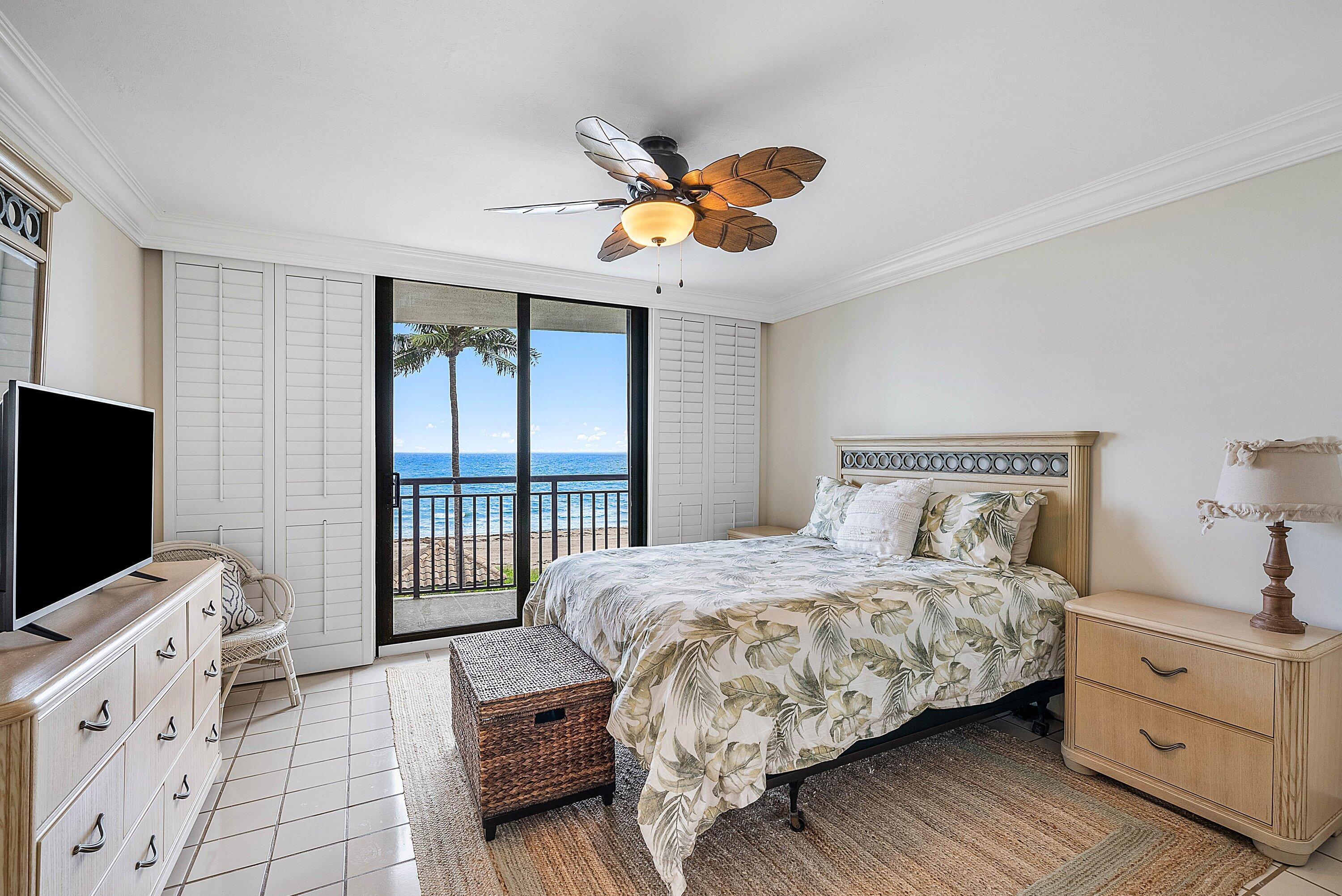 3951 North Ocean Boulevard, Unit 302 Delray Beach, FL 33483 - Photo 22 of 48 026-3951NorthOceanBoulevard-302-DelrayBe