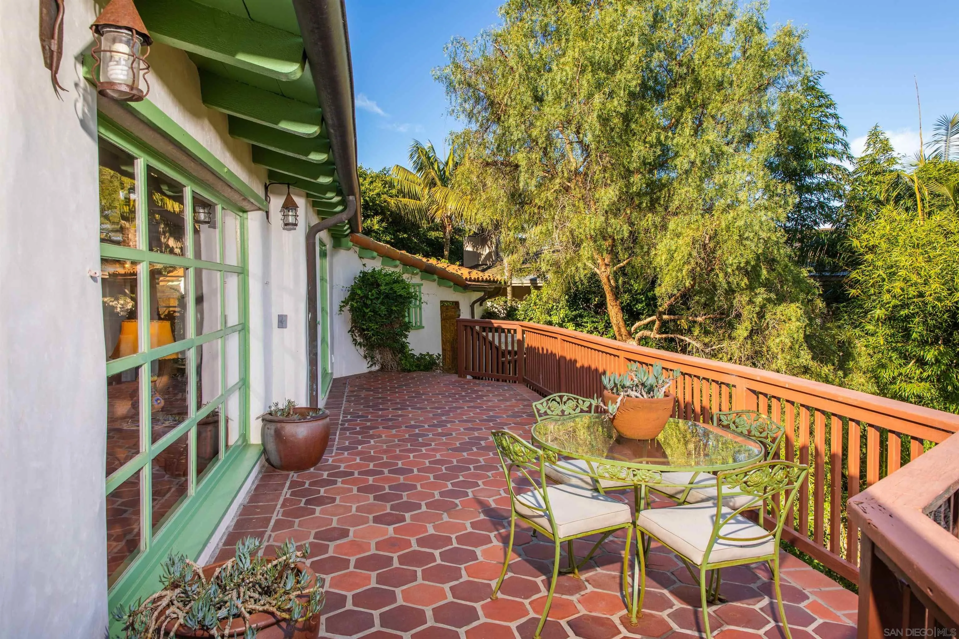 7477 Hillside Drive La Jolla, CA 92037 - Photo 16 of 25