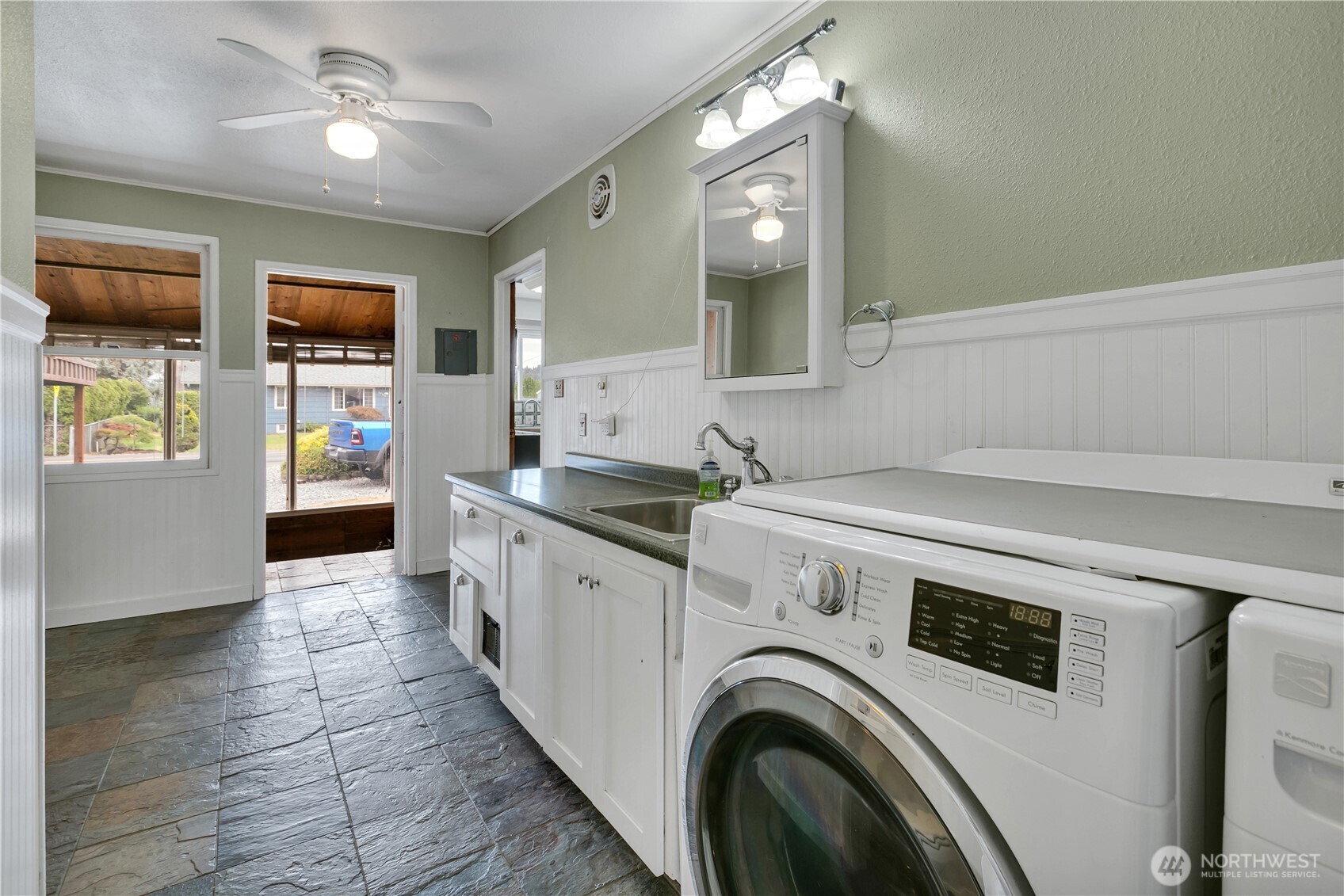 15115 74th Street East Sumner, WA 98390 - Photo 13 of 40