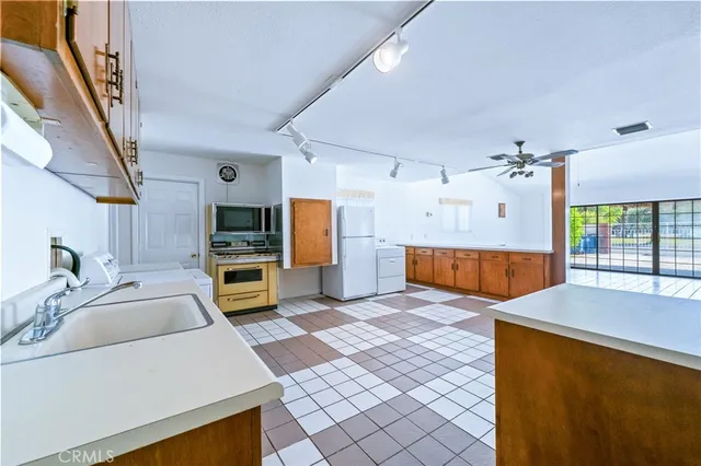 $488,000 | 1057 Terrace Drive, Bullhead City, AZ 86442