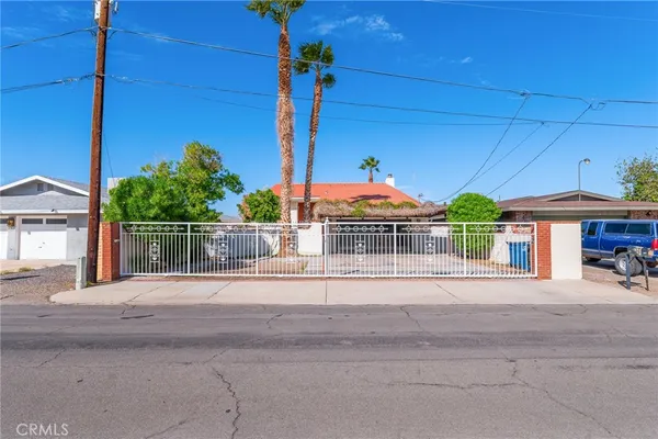 $477,700 | 1057 Terrace Drive, Bullhead City, AZ 86442