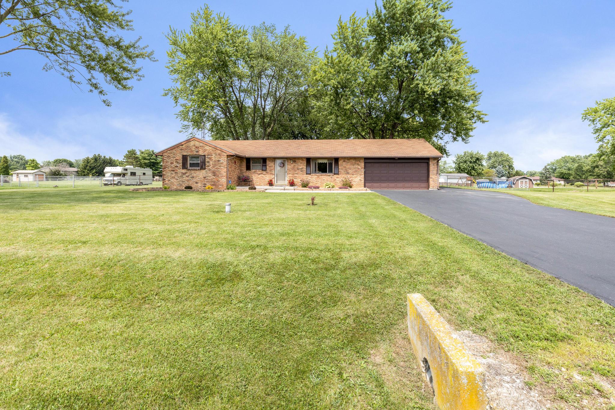 3270 Tamarack Avenue Springfield, OH 45502 - Photo 2 of 37
