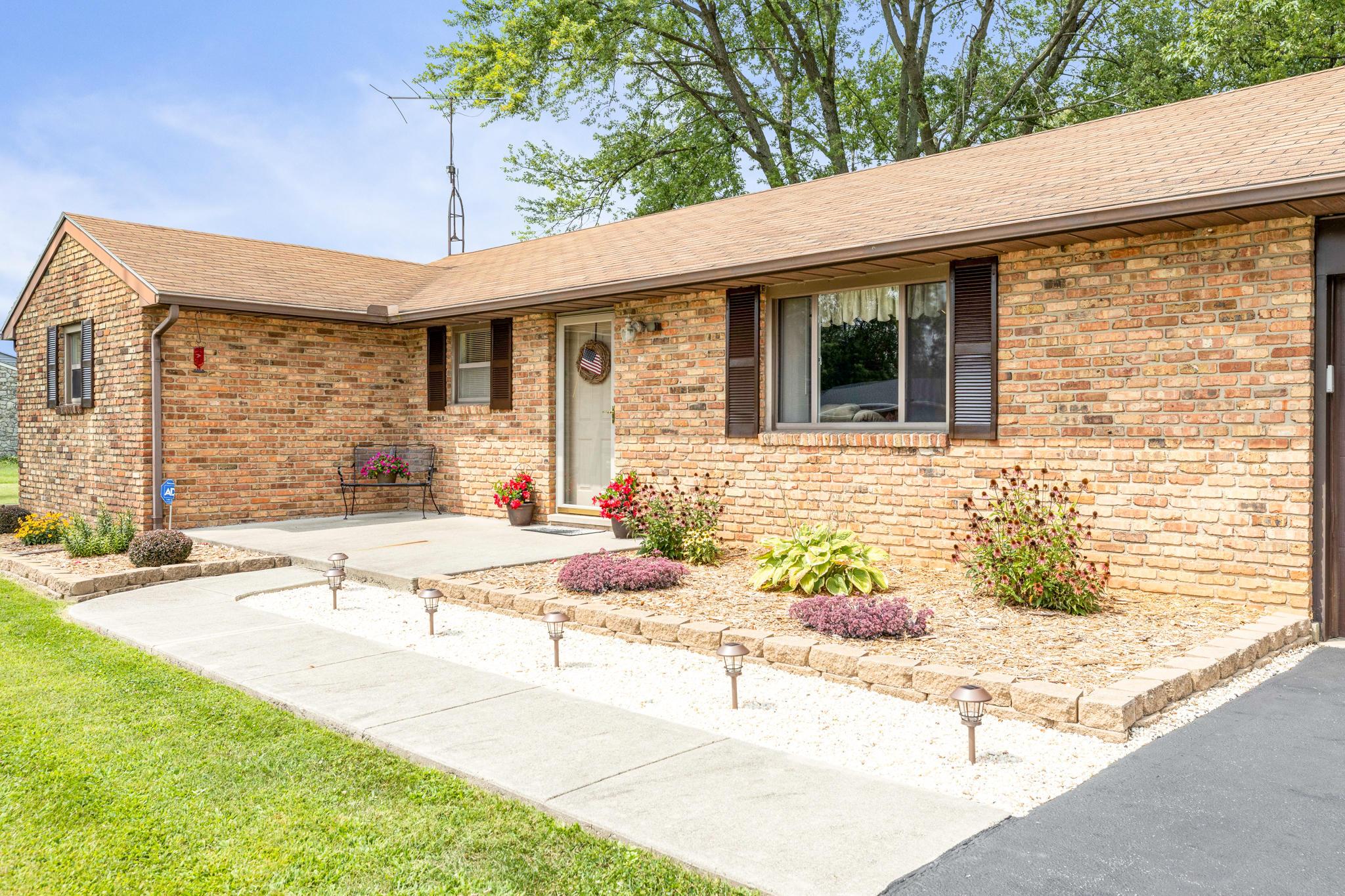 3270 Tamarack Avenue Springfield, OH 45502 - Photo 4 of 37