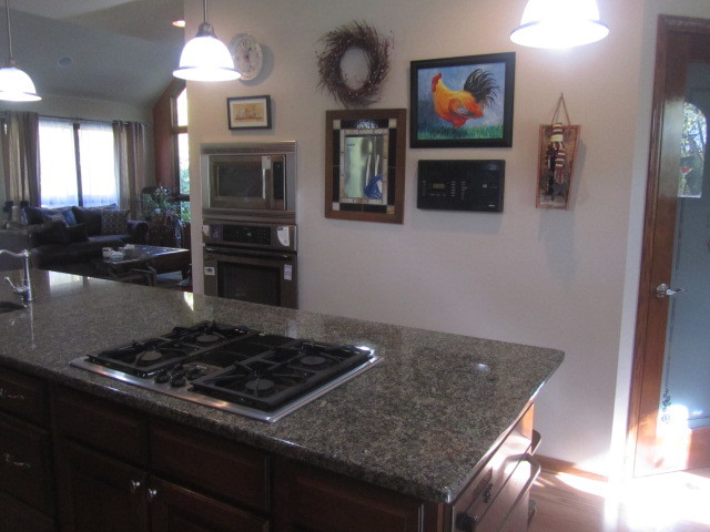 1612 Main Street Spring Grove, IL 60081 - Photo 15 of 46
