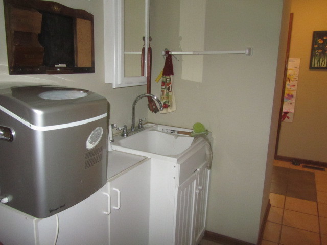 1612 Main Street Spring Grove, IL 60081 - Photo 28 of 46