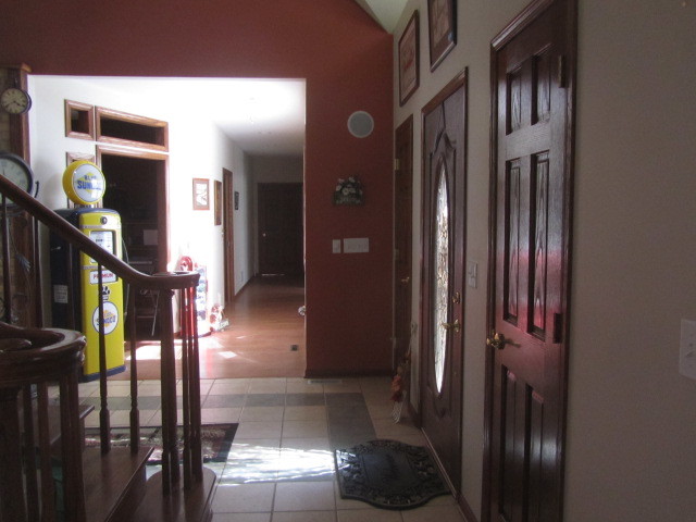 1612 Main Street Spring Grove, IL 60081 - Photo 8 of 46
