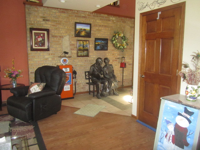 1612 Main Street Spring Grove, IL 60081 - Photo 9 of 46