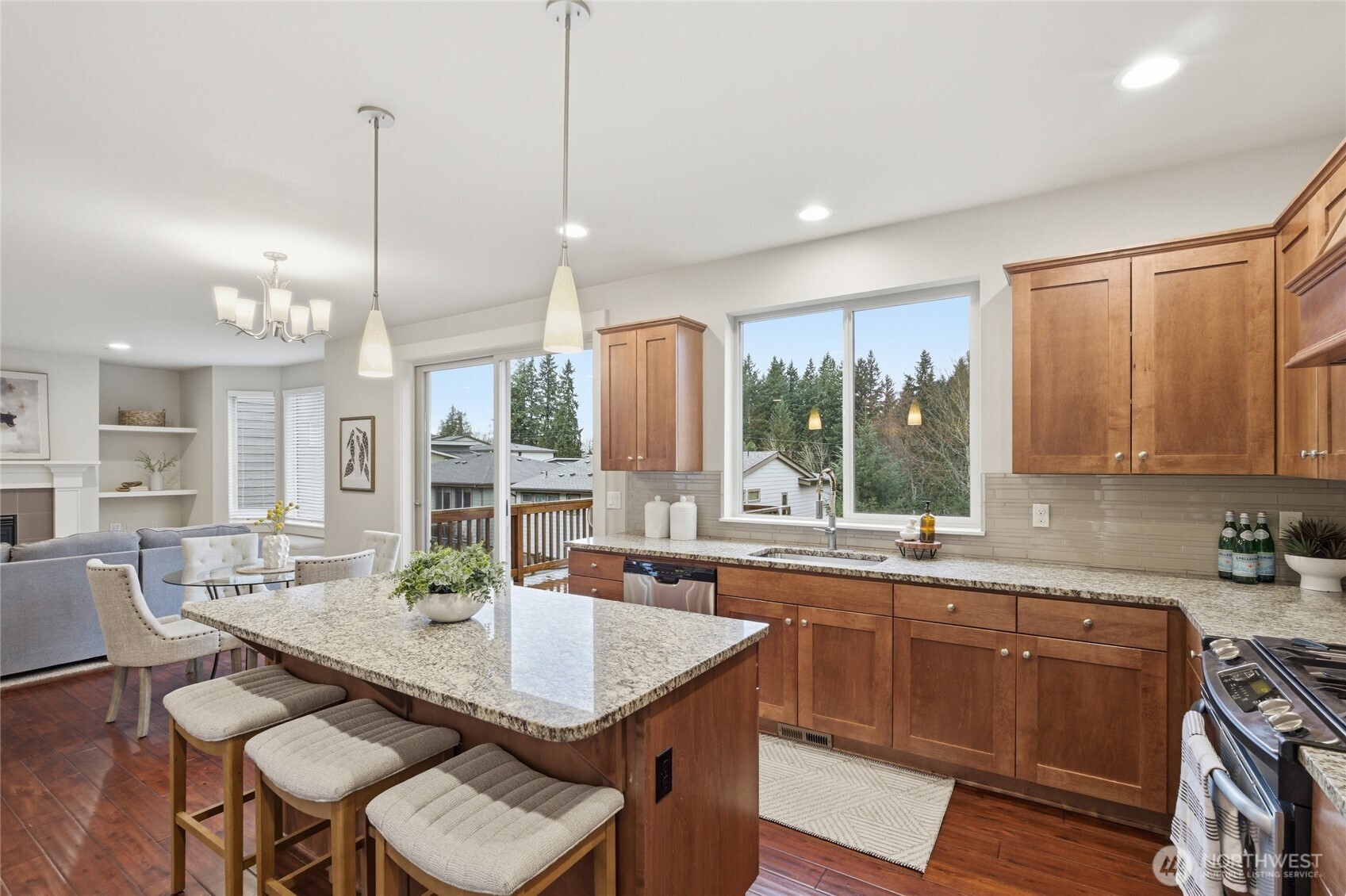 5236 Northeast 11th Court Renton, WA 98059 - Photo 12 of 39