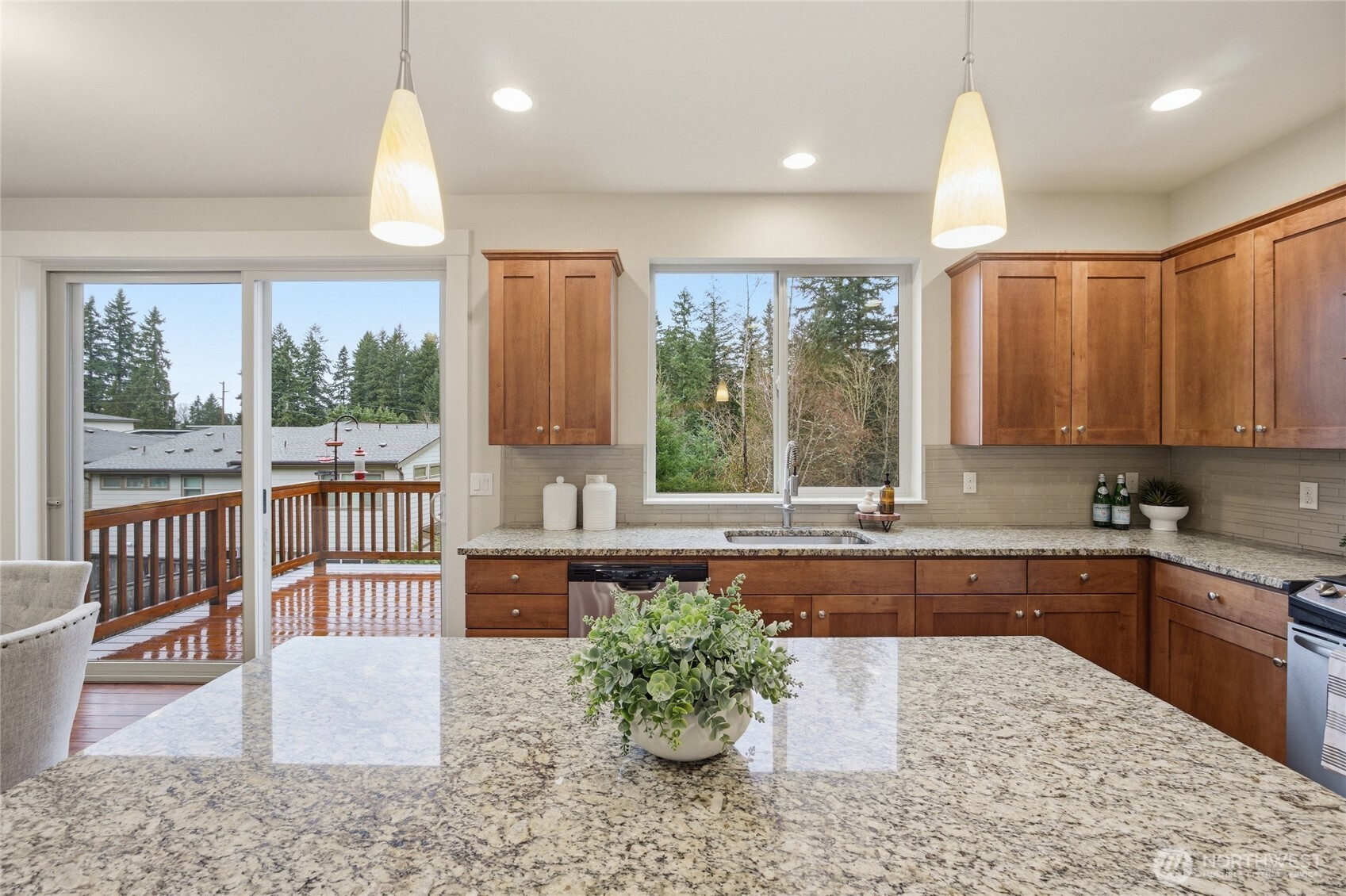 5236 Northeast 11th Court Renton, WA 98059 - Photo 13 of 39