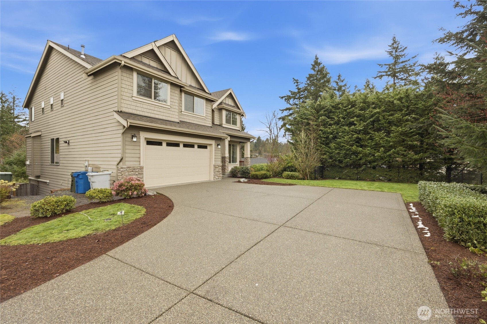 5236 Northeast 11th Court Renton, WA 98059 - Photo 3 of 39