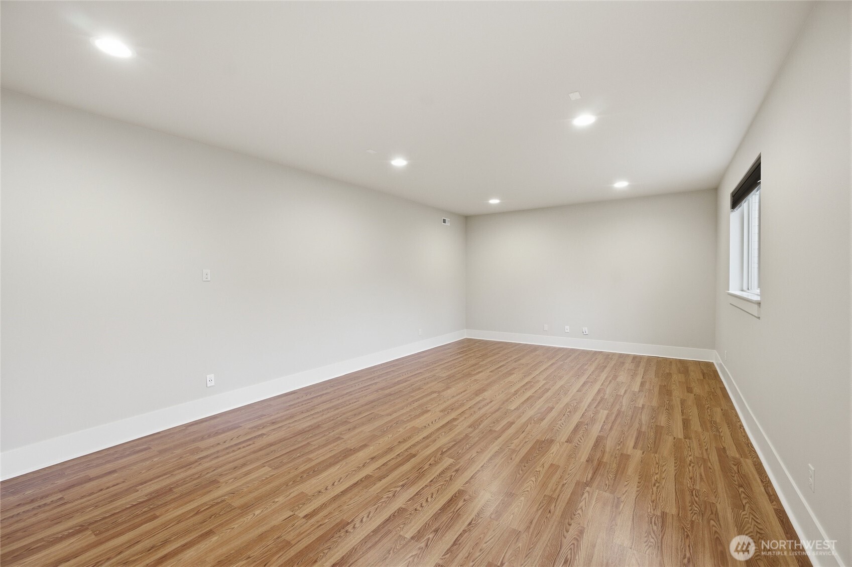 5236 Northeast 11th Court Renton, WA 98059 - Photo 35 of 39