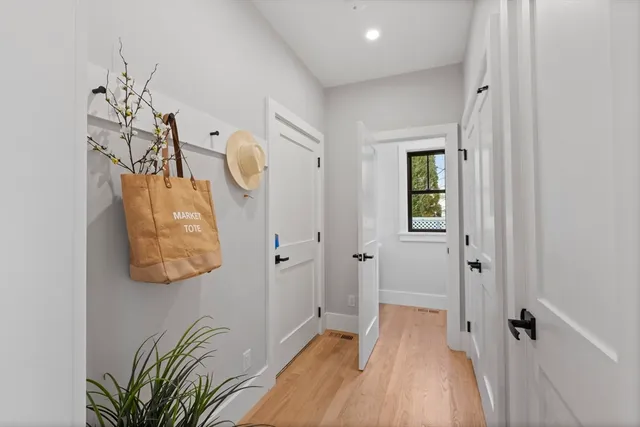 $1,295,000 | 10 Webber Avenue, Unit 3C, Bedford, MA 01730