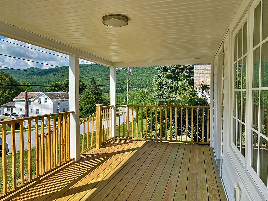 259 Crescent Street West Rutland, VT 05777 - Photo 3 of 28 Gallery Image 3
