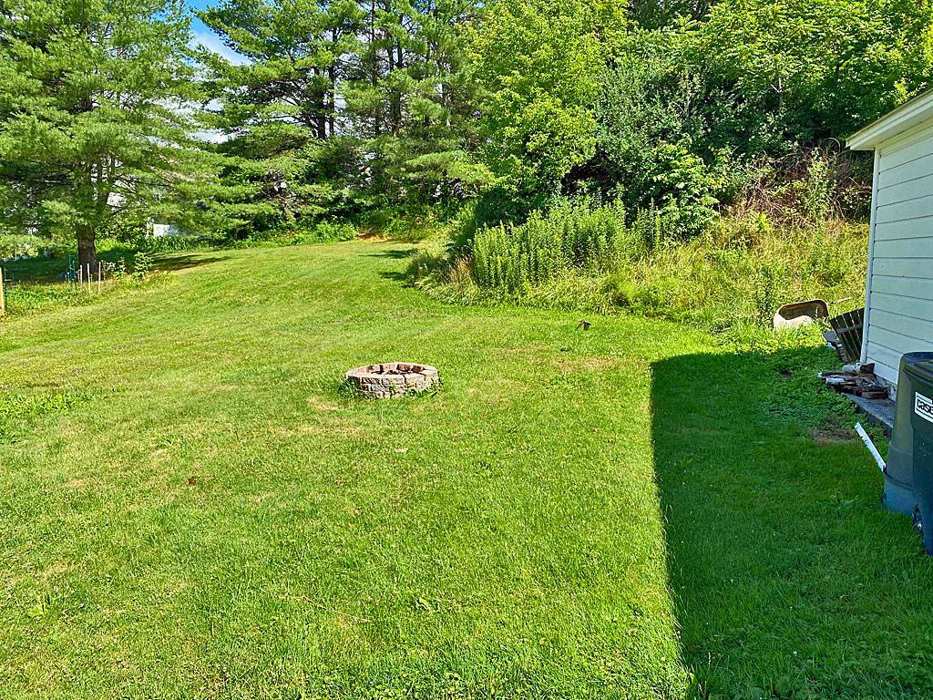 259 Crescent Street West Rutland, VT 05777 - Photo 27 of 28 Gallery Image 27