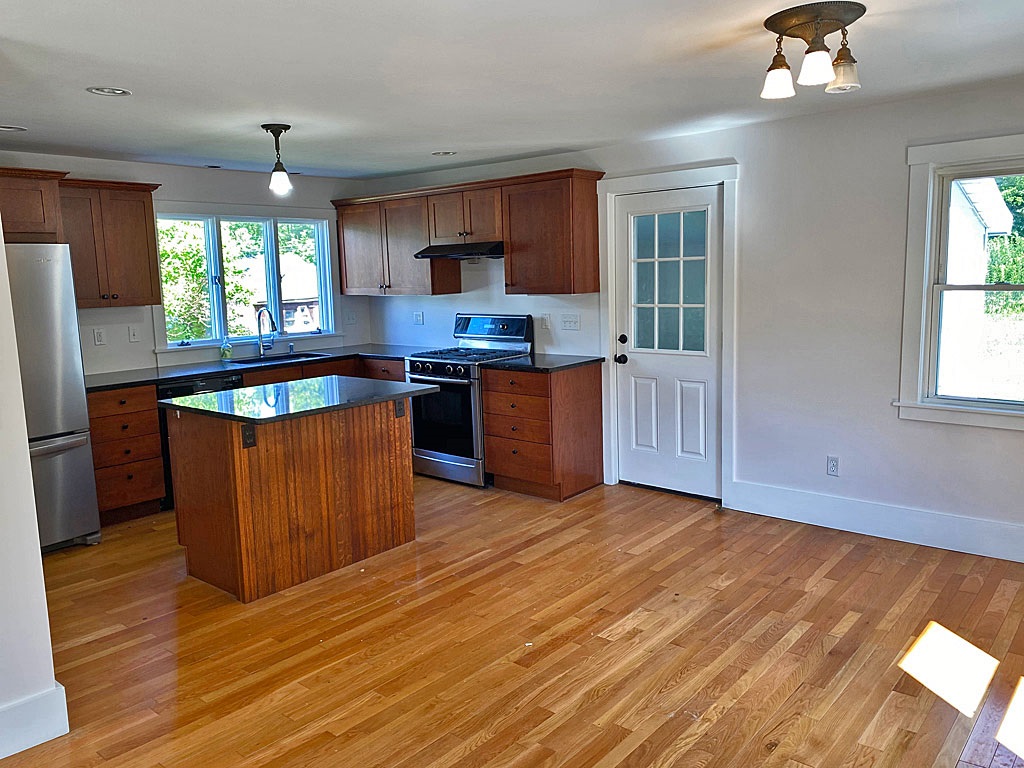 259 Crescent Street West Rutland, VT 05777 - Photo 10 of 28 Gallery Image 10