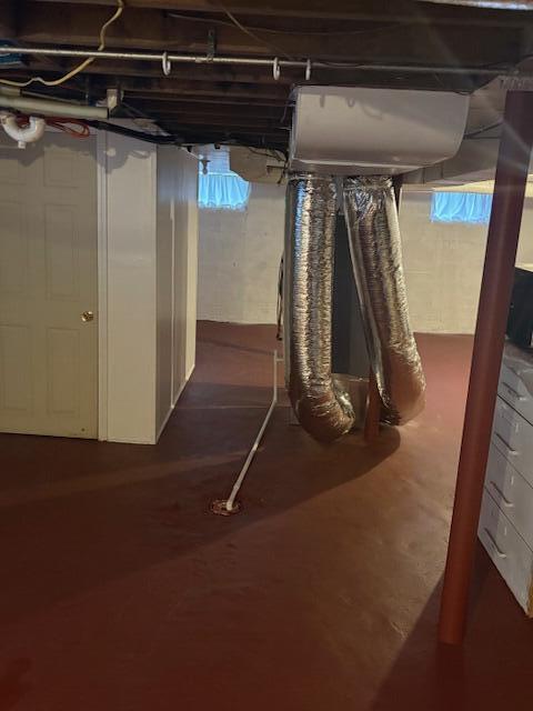 102 Carver Avenue Northwest Roanoke, VA 24012 - Photo 14 of 14 a view of a room with gym equipment