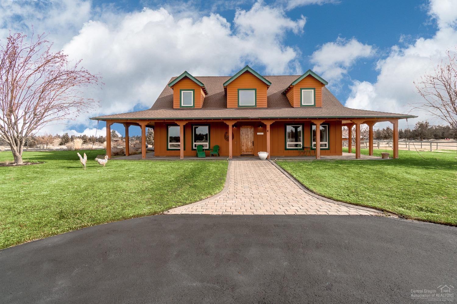 62640 Waugh Road Bend, OR 97701 - Photo 2 of 25 Follow the fully paved driveway to the c