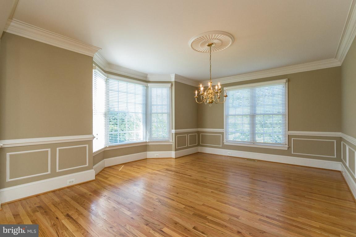 8217 Roxborough Loop Gainesville, VA 20155 - Photo 3 of 30 Dining Room