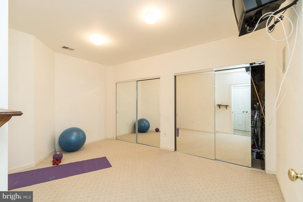 8217 Roxborough Loop Gainesville, VA 20155 - Photo 28 of 30 Exterior (Front)