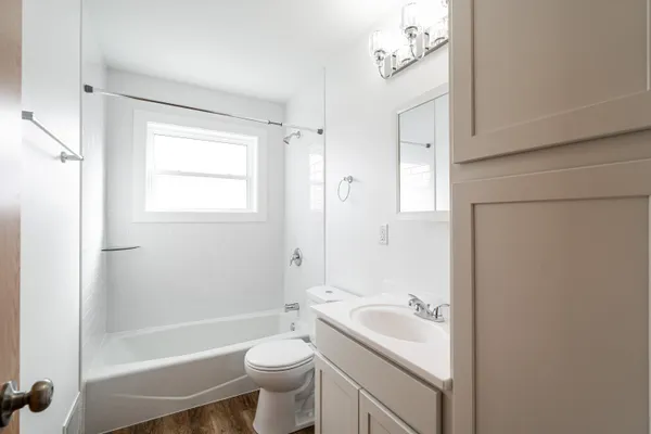 $749,900 | 4125 West Morgan Avenue, Milwaukee, WI 53221