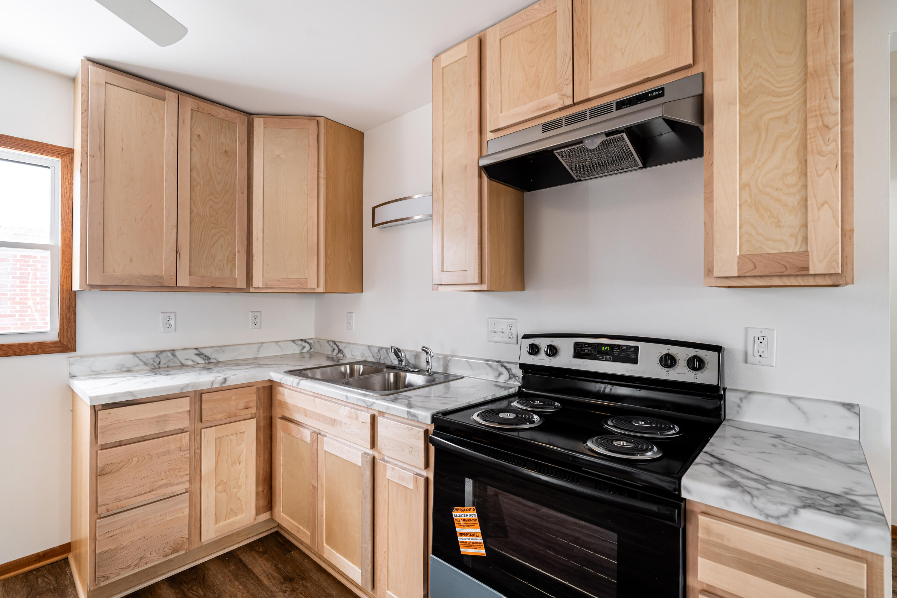 4125 West Morgan Avenue Milwaukee, WI 53221 - Photo 3 of 69 Unit 2