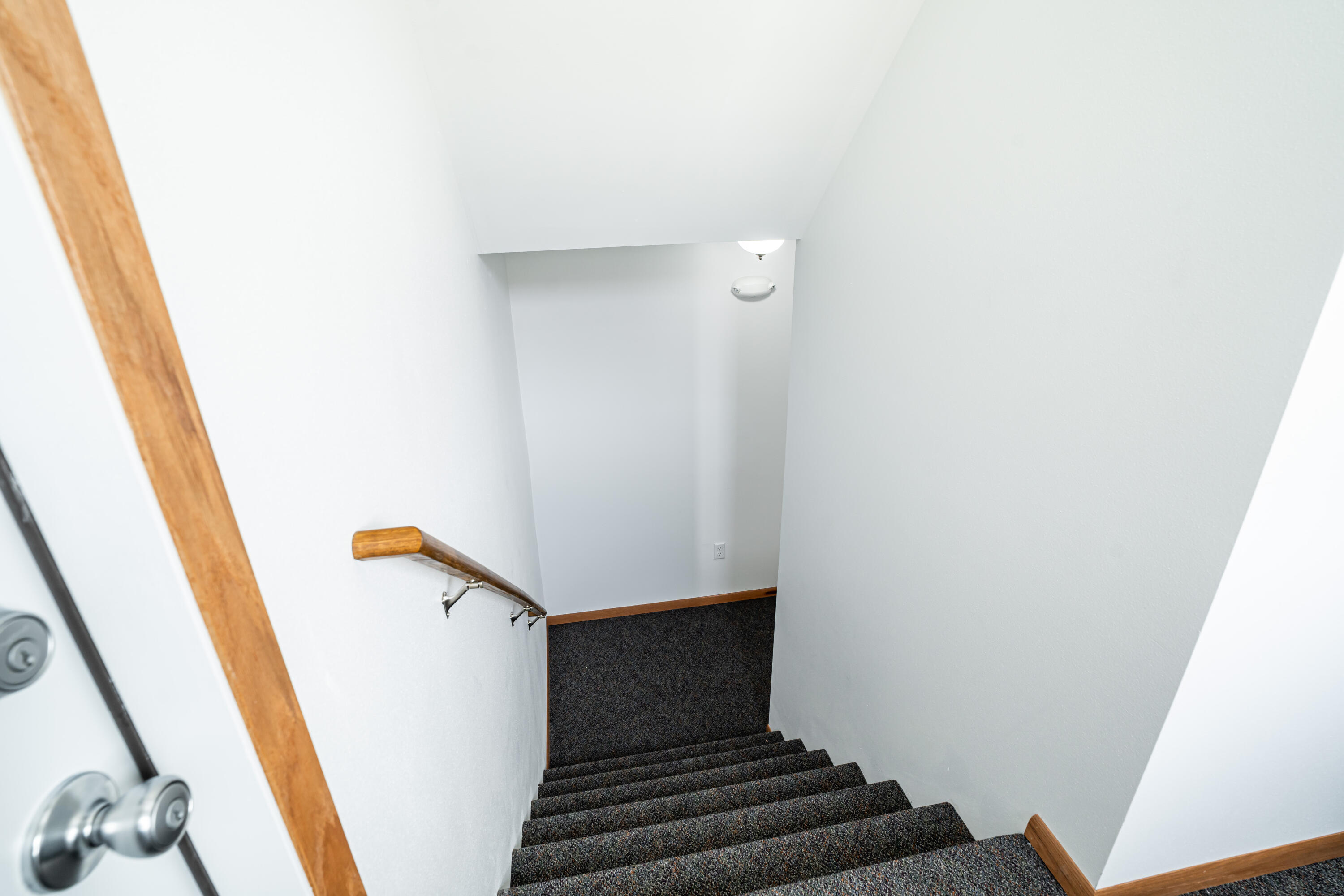 4125 West Morgan Avenue Milwaukee, WI 53221 - Photo 50 of 69 Stairway