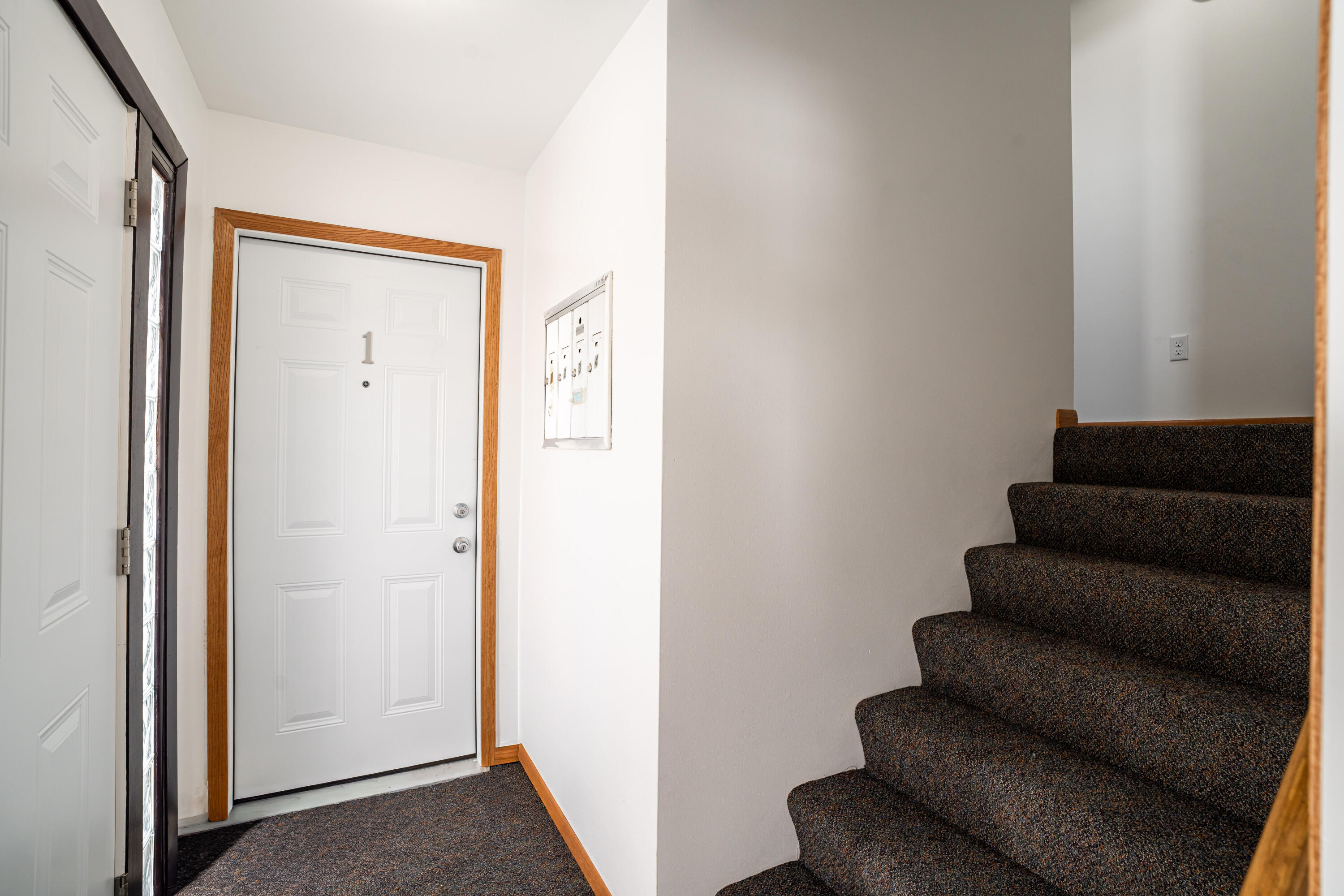 4125 West Morgan Avenue Milwaukee, WI 53221 - Photo 51 of 69 Stairway