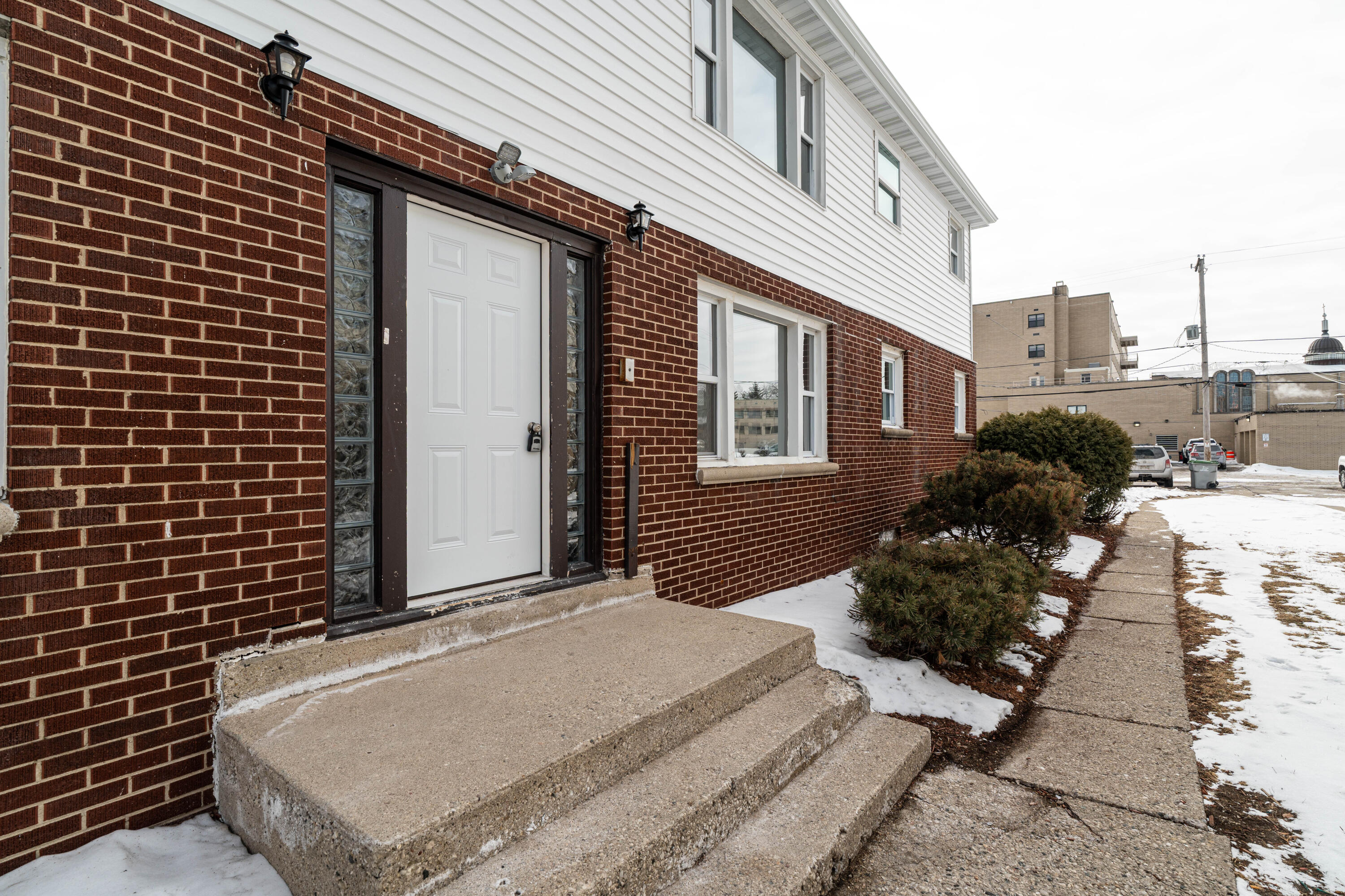 4125 West Morgan Avenue Milwaukee, WI 53221 - Photo 65 of 69 Entrance