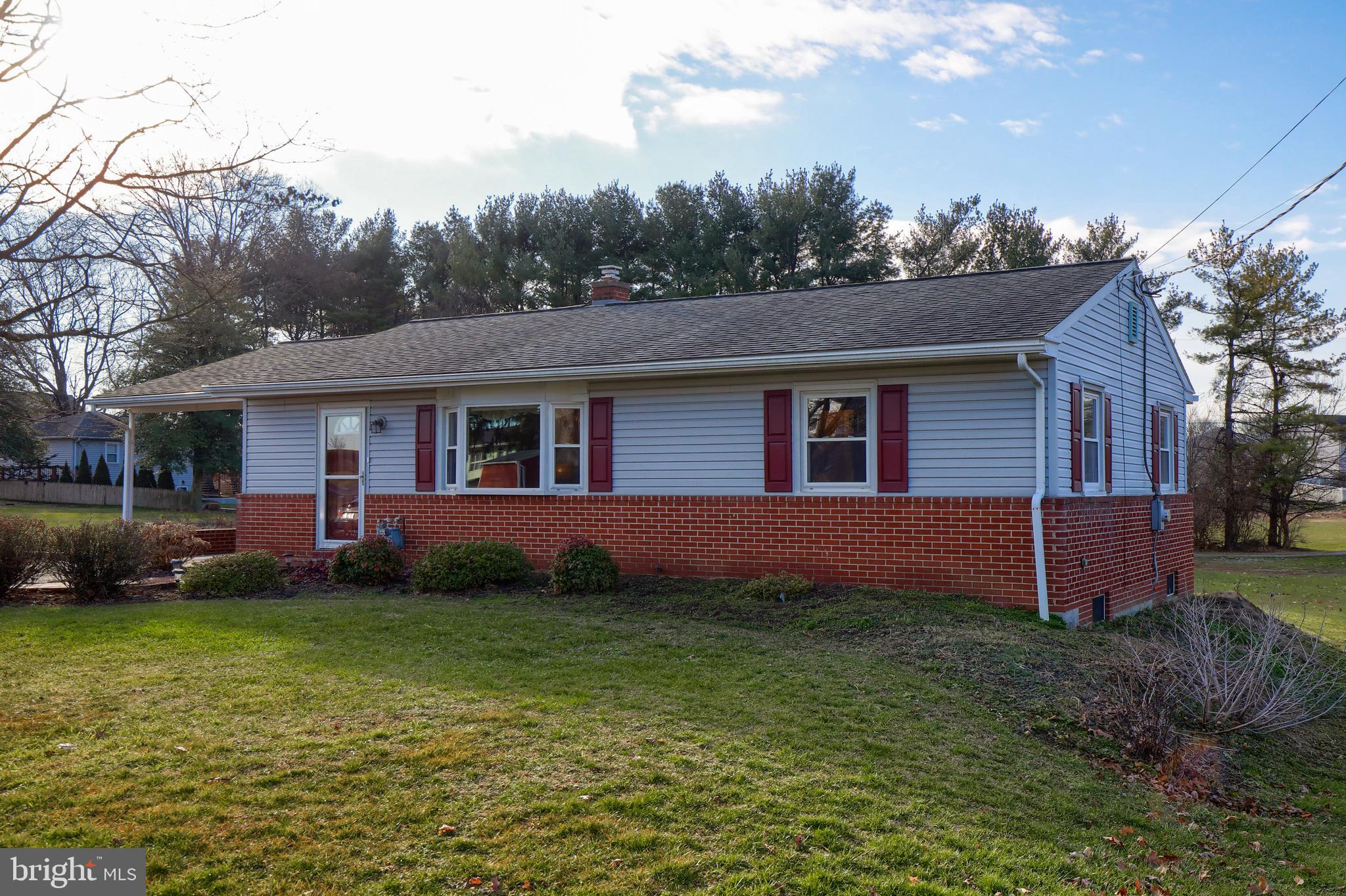 2028 Oreville Road Lancaster, PA 17601 - Photo 3 of 33 Front