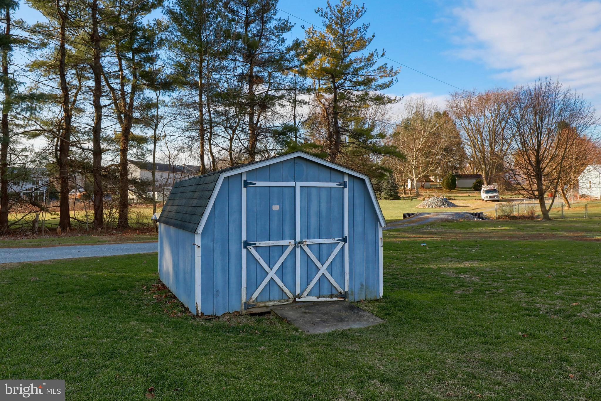2028 Oreville Road Lancaster, PA 17601 - Photo 33 of 33 Shed