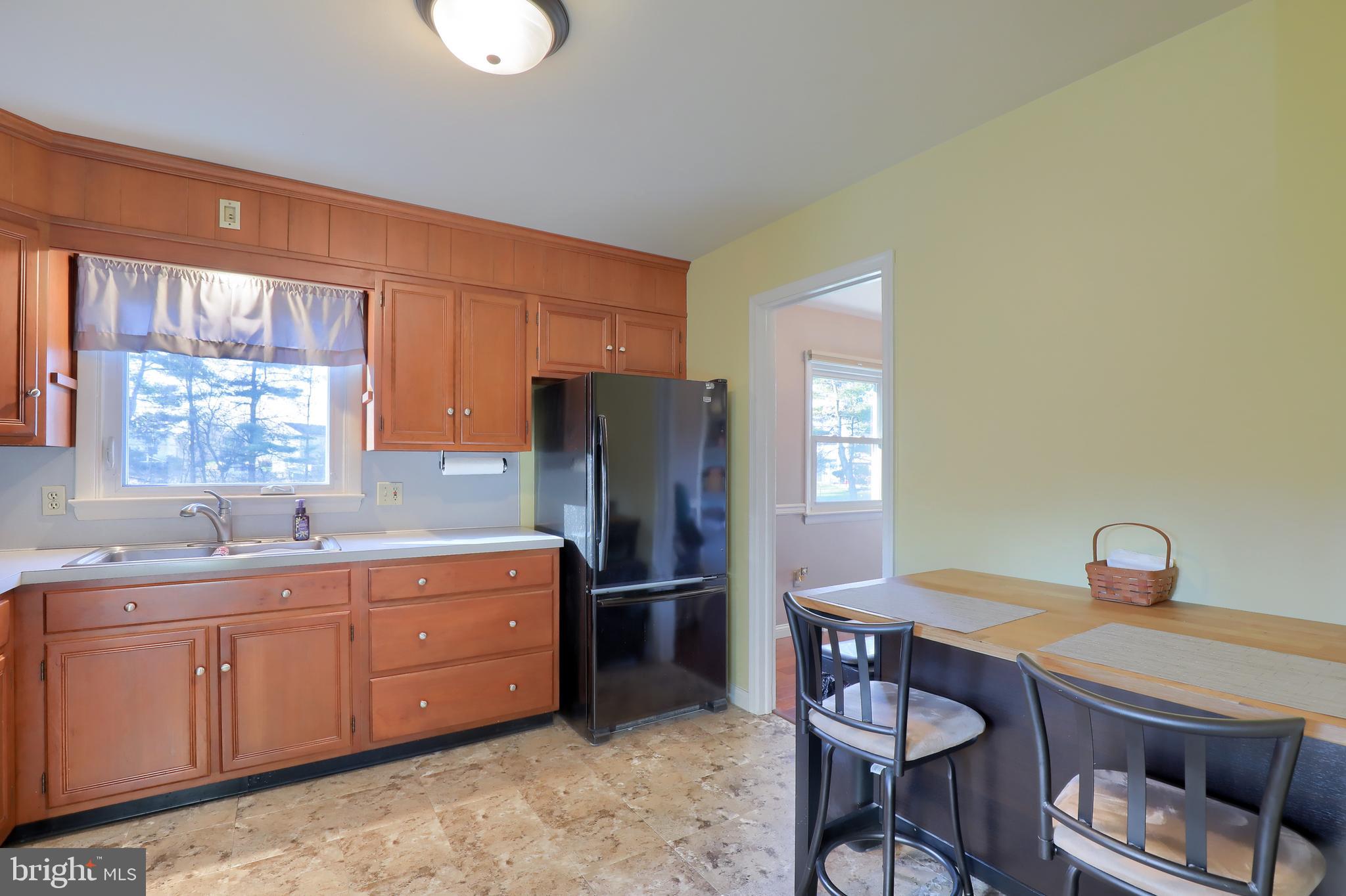2028 Oreville Road Lancaster, PA 17601 - Photo 9 of 33 Kitchen