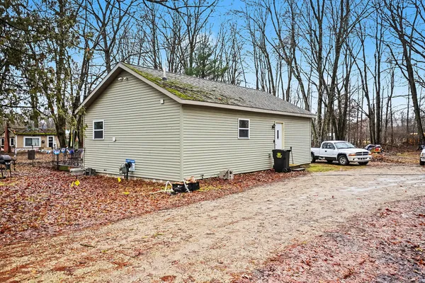 $199,900 | 1147 South Bingham Avenue, White Cloud, MI 49349